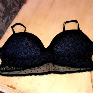 Victoria’s Secret Bralette XL